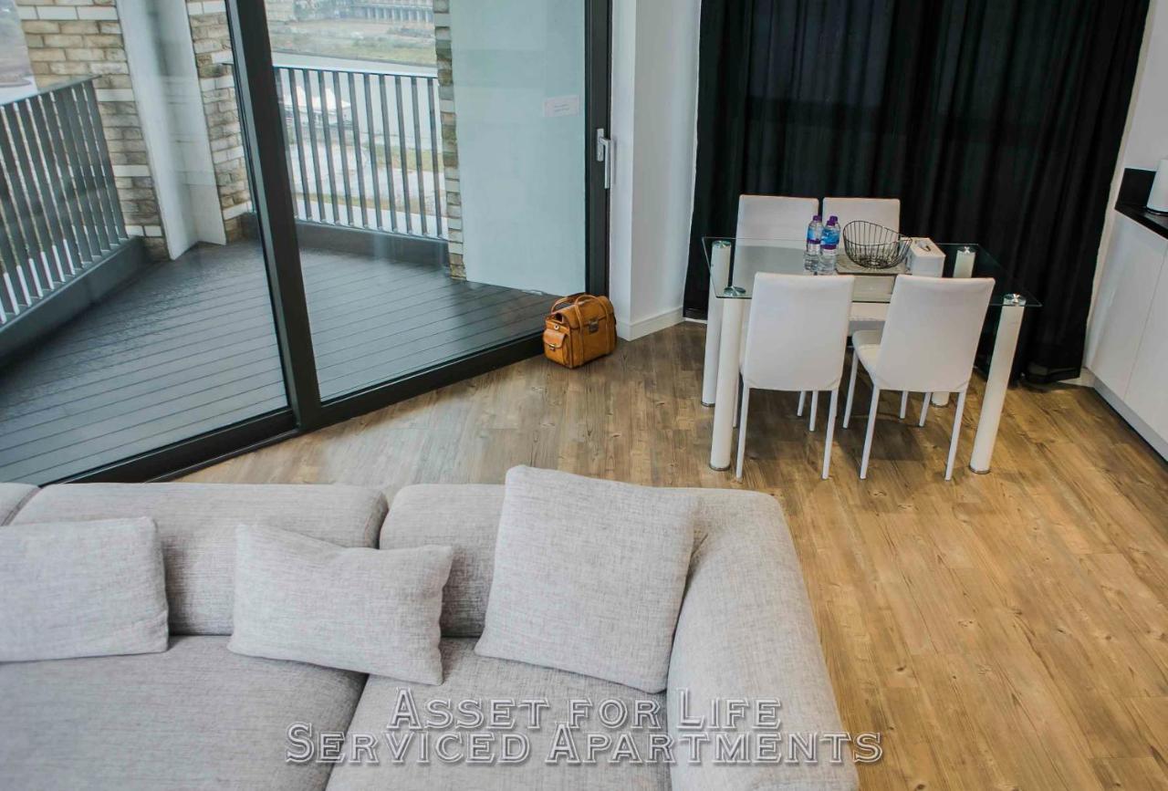 לונדון Pontoon Dock Key Workers Apartment מראה חיצוני תמונה