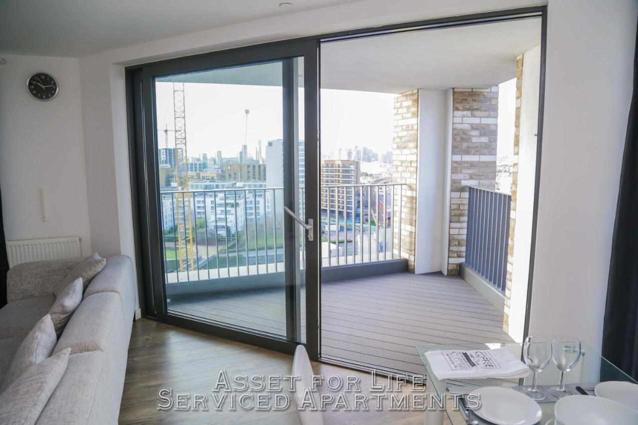 לונדון Pontoon Dock Key Workers Apartment מראה חיצוני תמונה